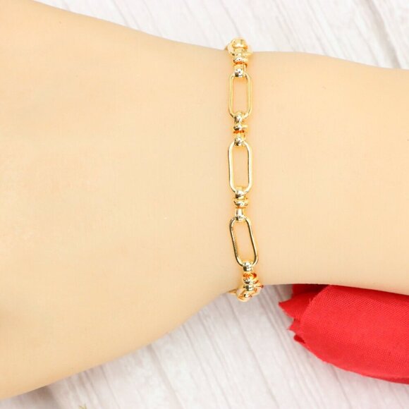 "Trendy Handmade Bracelet – A Thoughtful Gift for Girls & Women | UNVRC1581 - Picture 6 of 10